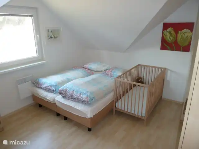 Vakantievilla Lipno huren in Tsjechië, Zuid-Bohemen, Lipno nad Vltavou - vakantiehuis slaapkamer bosrand