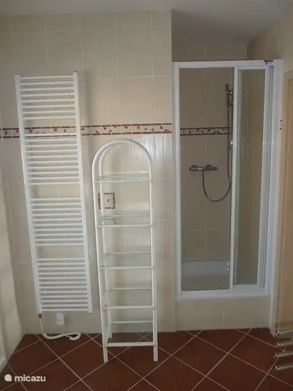 Badezimmer 1 im Obergeschoss