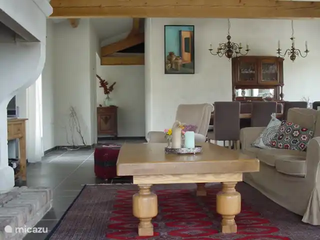 Pierre de Jourdan Domaine | France, Ardèche, Grospierres - villa Le salon principal.