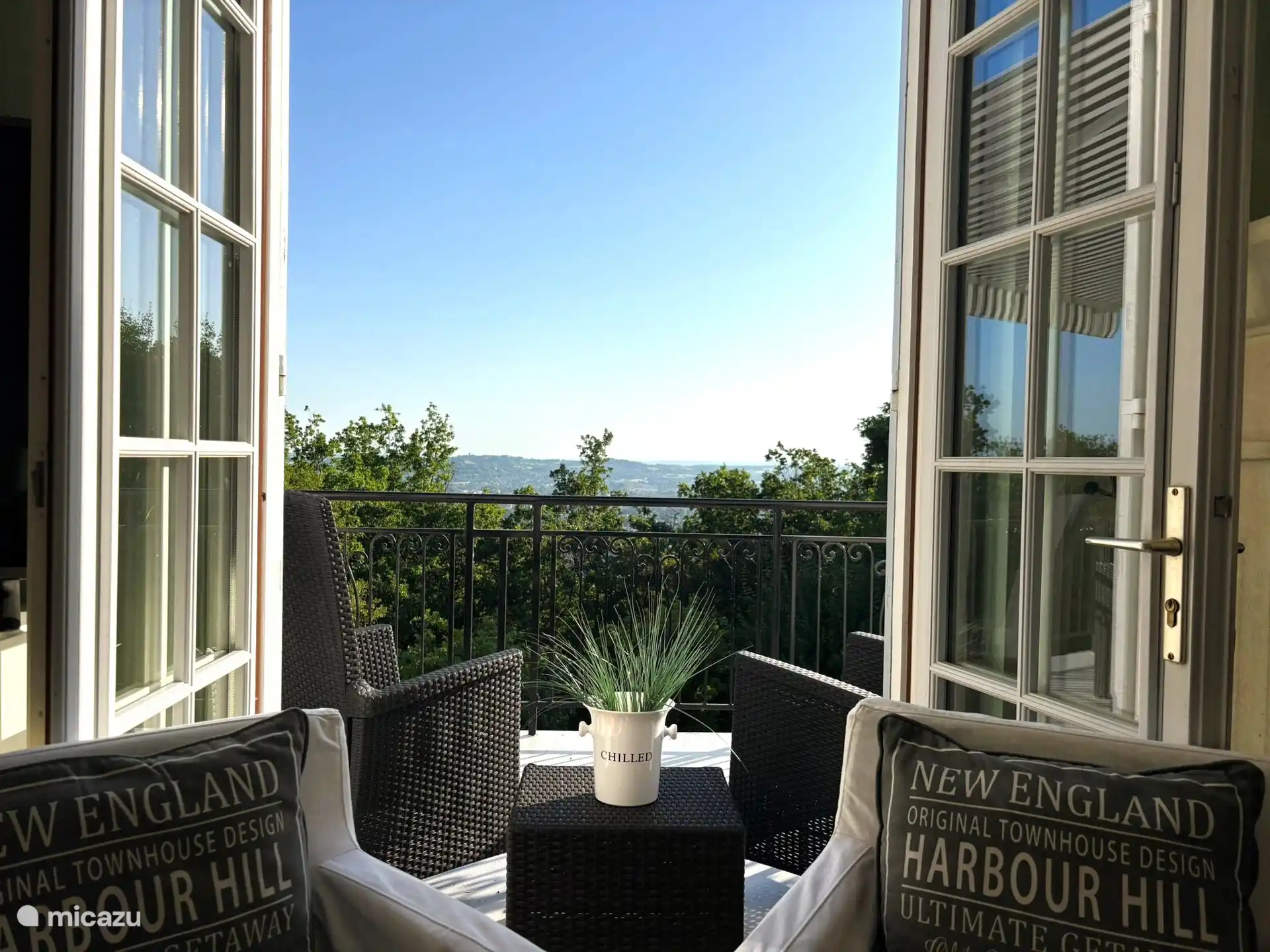 Der Ausblick vom Sofa aus