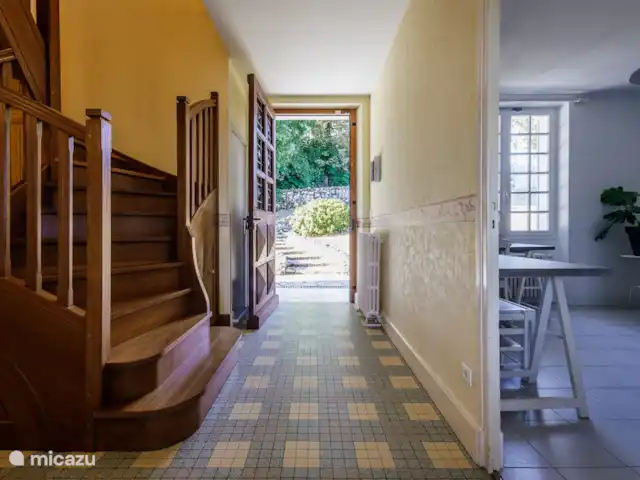 Rocaille | France, Lot-et-Garonne, Pujols - villa La salle