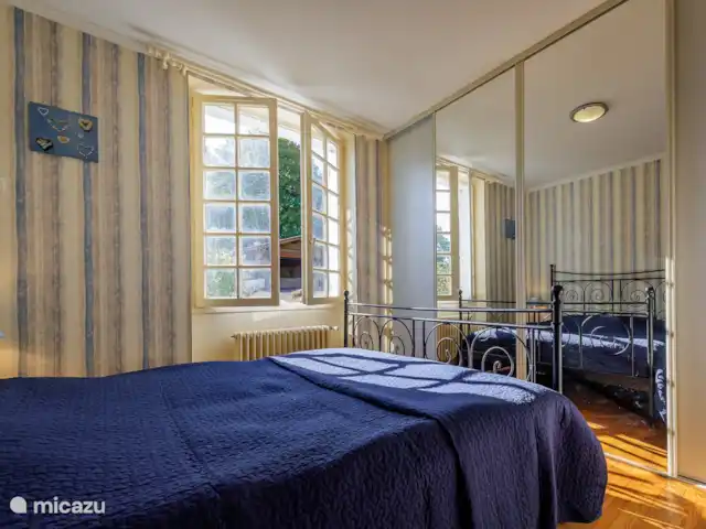 Rocaille | France, Lot-et-Garonne, Pujols - villa Chambre