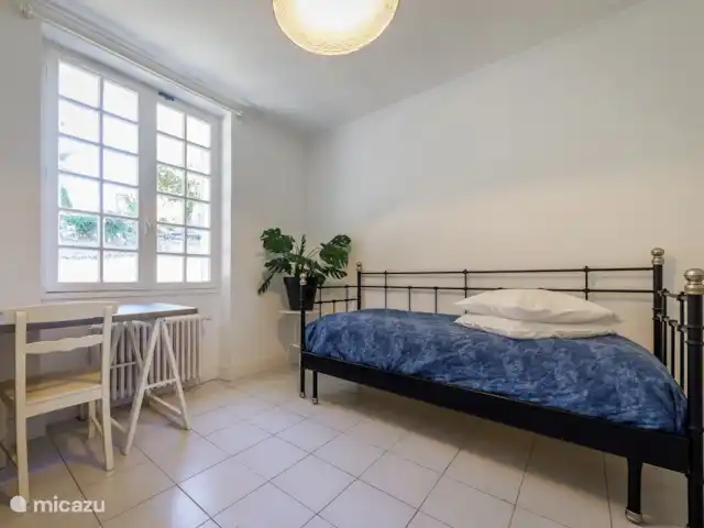 Rocaille | France, Lot-et-Garonne, Pujols - villa Chambre