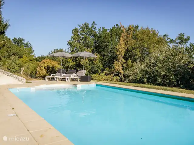 Rocaille | France, Lot-et-Garonne, Pujols - villa La grande piscine