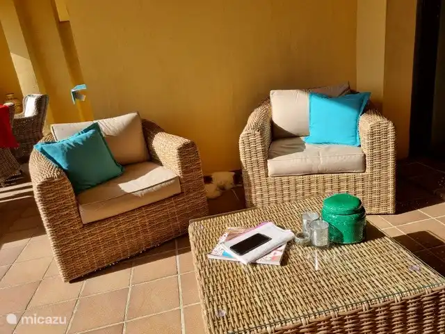 Appartement Duquesa Village huren in Spanje, Costa del Sol, Manilva - appartement Twee heerlijke stoelen behorende bij de Loungeset