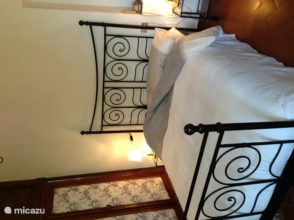 Gemütliches 2-Personen-Schlafzimmer im 1. Stock