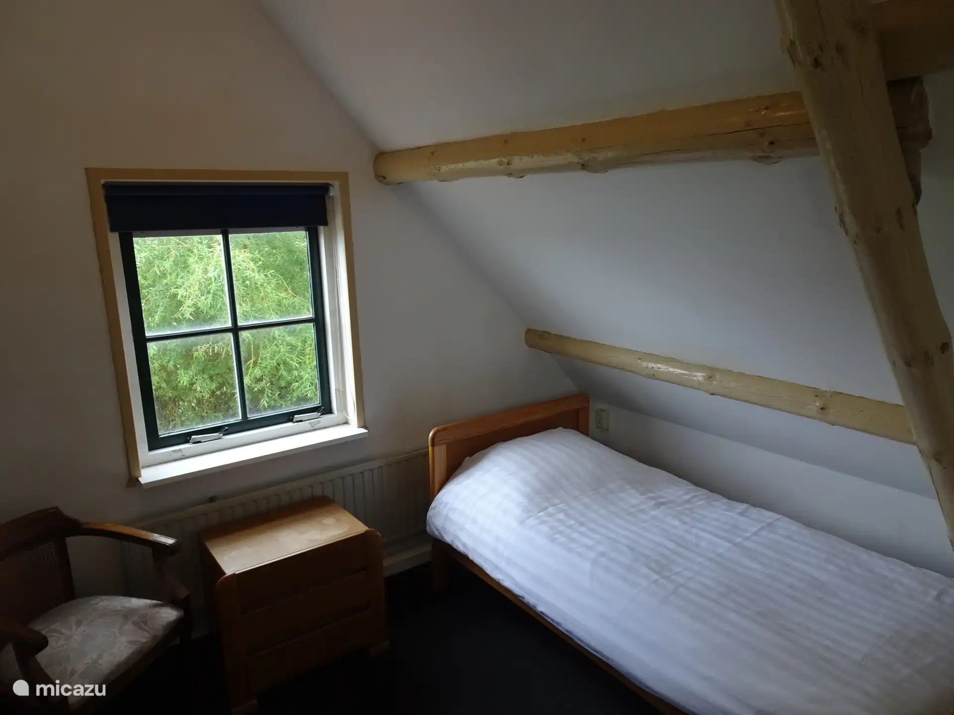 bedroom 1 pers bed R