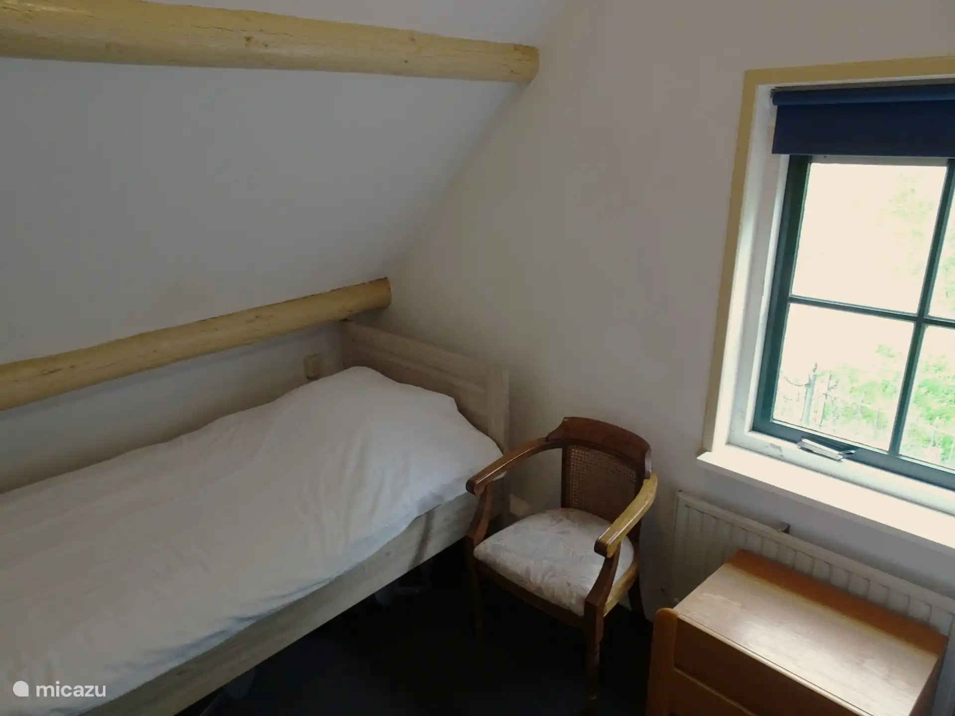 bedroom 1 pers bed L