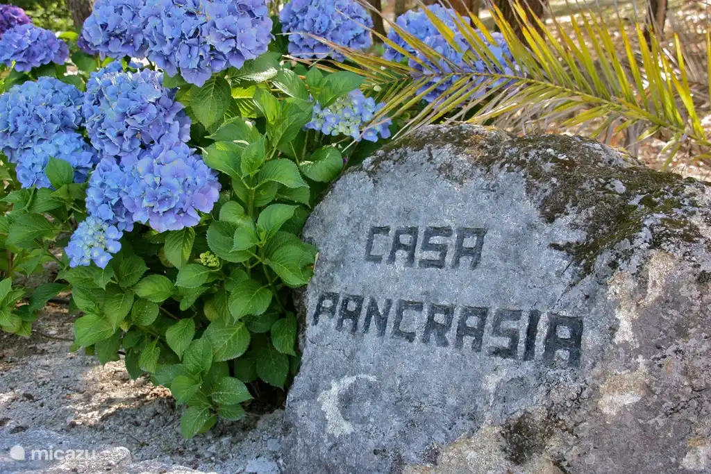 Casa Pancrasia is in 1996 gebouwd in typisch Portugese stijl. 