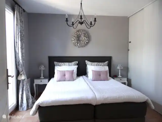 Villa 'El pequeño paraíso' en Francia, Var, Nans-les-Pins - villa dormitorio planta baja