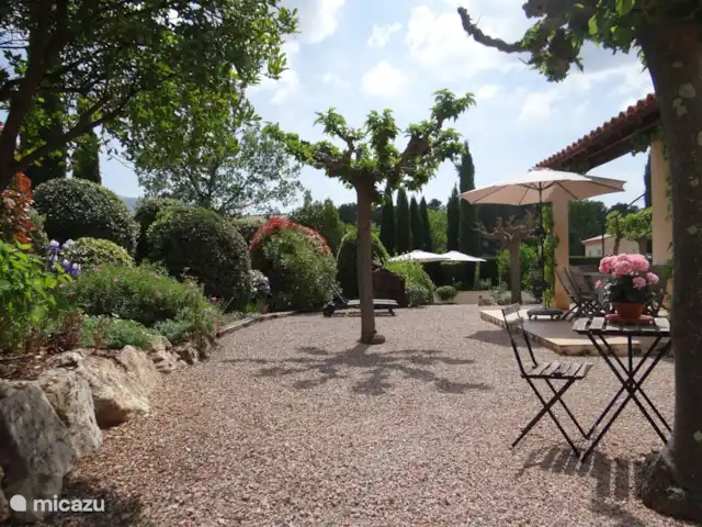 Villa 'El pequeño paraíso' en Francia, Var, Nans-les-Pins - villa Descanso, espacio...