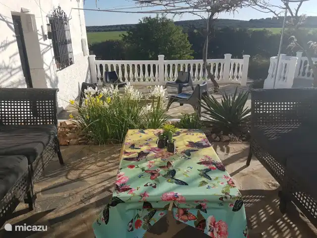 Hacienda la Suerte | Espagne, Andalousie, Villanueva de Tapia - ferme Terrasse de l'hacienda