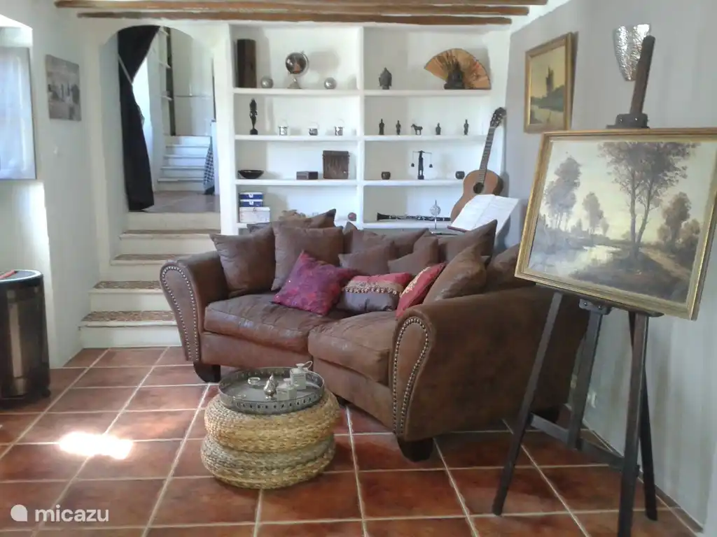 gemütliche Sitzecke im Wohnzimmer