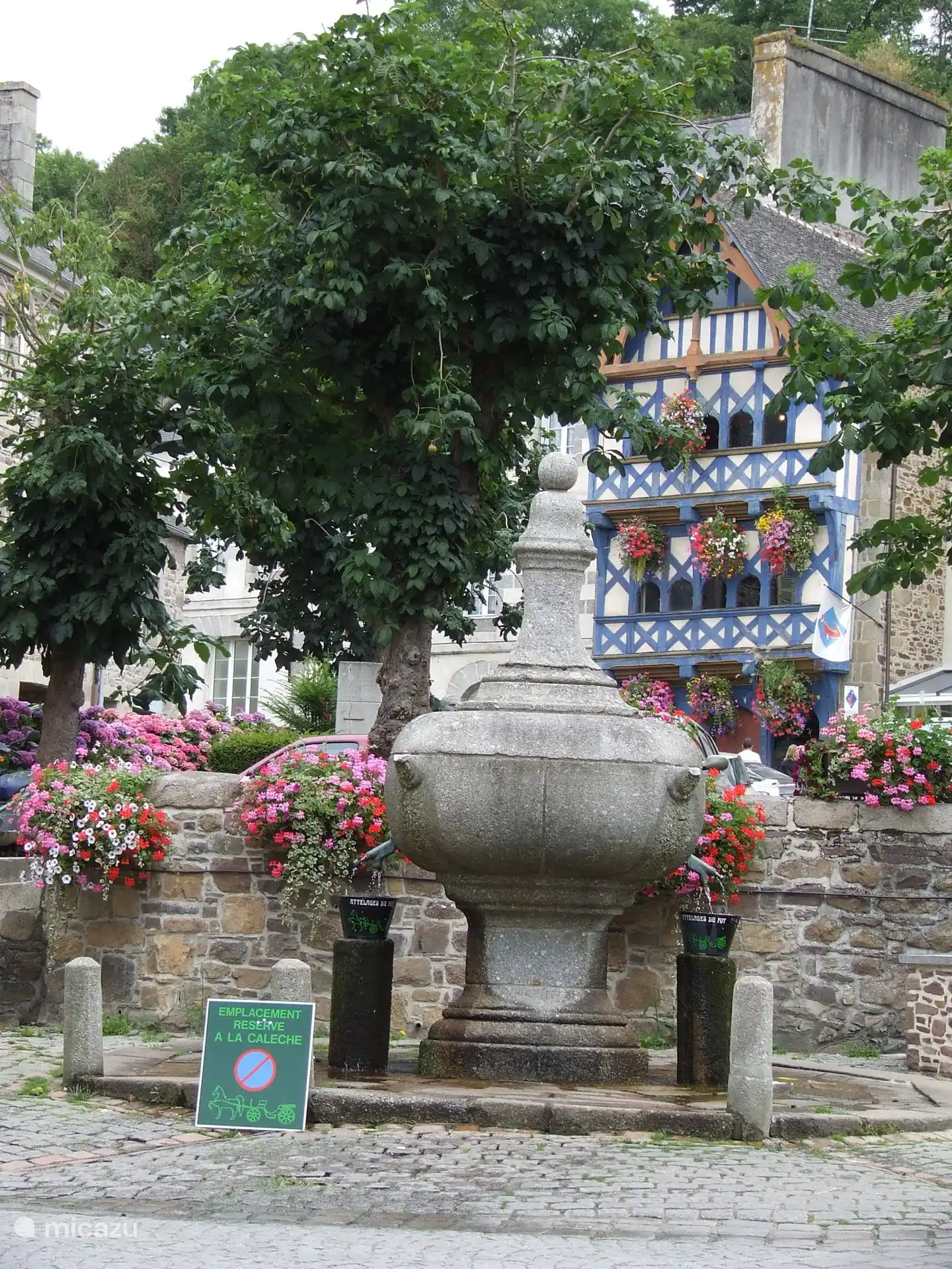Pontrieux met het huis van Eifel