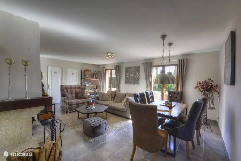 Woonkamer en eetkamer