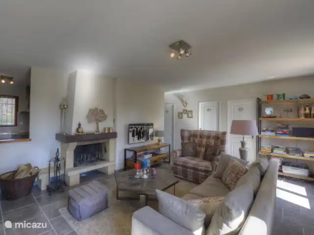 La Maison Aquitania en Francia, Landas, Vielle-Saint-Girons - villa Salón con chimenea