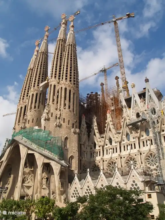 Ein Tag in Barcelona ist innerhalb von 1 Stunde Autofahrt entfernt wie möglich!