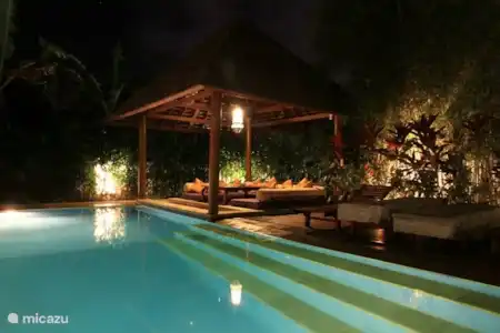 Vakantiehuis Indonesië, Bali, Canggu - villa Villa Bidadari Avondsfeer