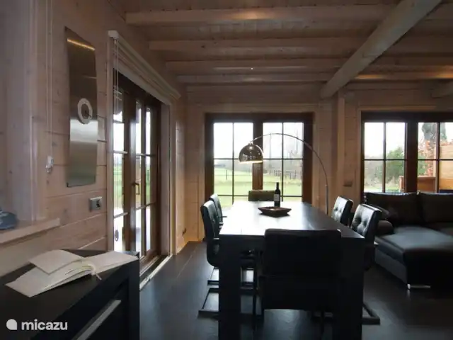 Villa en bois Dirk | Pays-Bas, Overijssel, Den Ham - maison de vacances Table à dinner