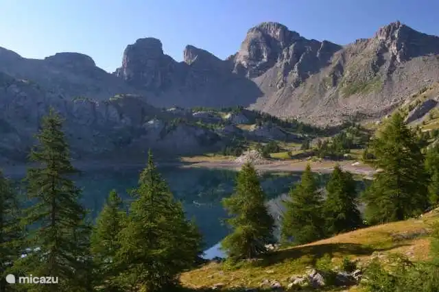 Lac d'Allos a 10 KM