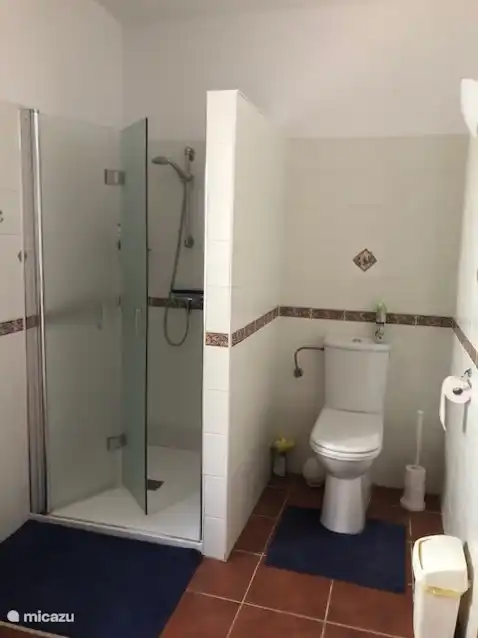 Salle de bain du bas 3