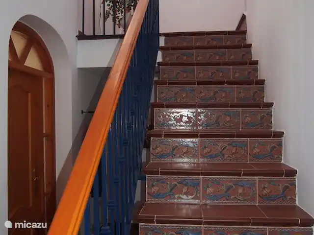 Los Pajaros | Espagne, Costa del Sol, Torrox - maison de vacances Escalier vers la chambre blanche