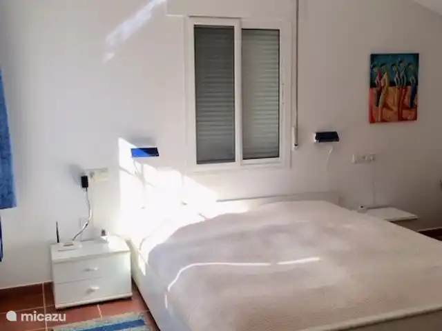 Los Pajaros | Espagne, Costa del Sol, Torrox - maison de vacances La chambre blanche à l'étage avec climatisation