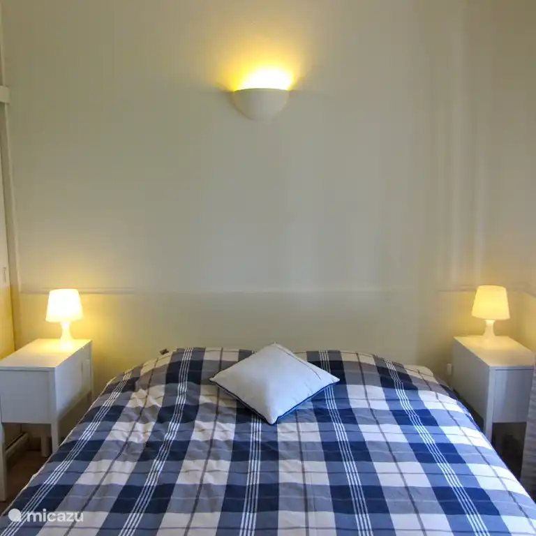 Chambre des maîtres avec salle de bain attenante