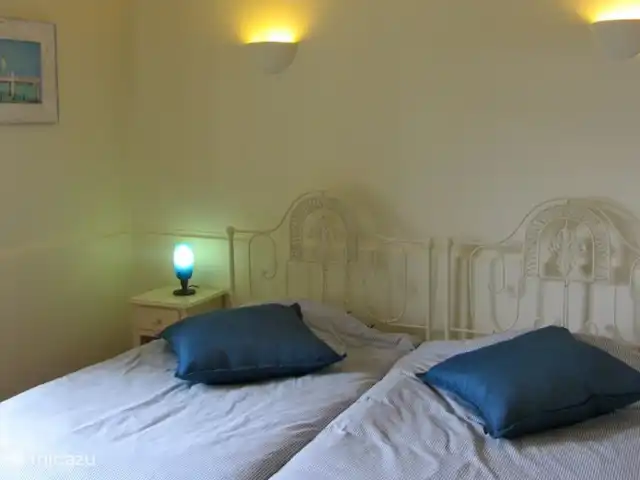 Quinta da Felicidade, Casa Rosa | Portugal, Algarve, Albufeira - maison de vacances Chambre meublée avec goût et soin avec de grands lits confortables