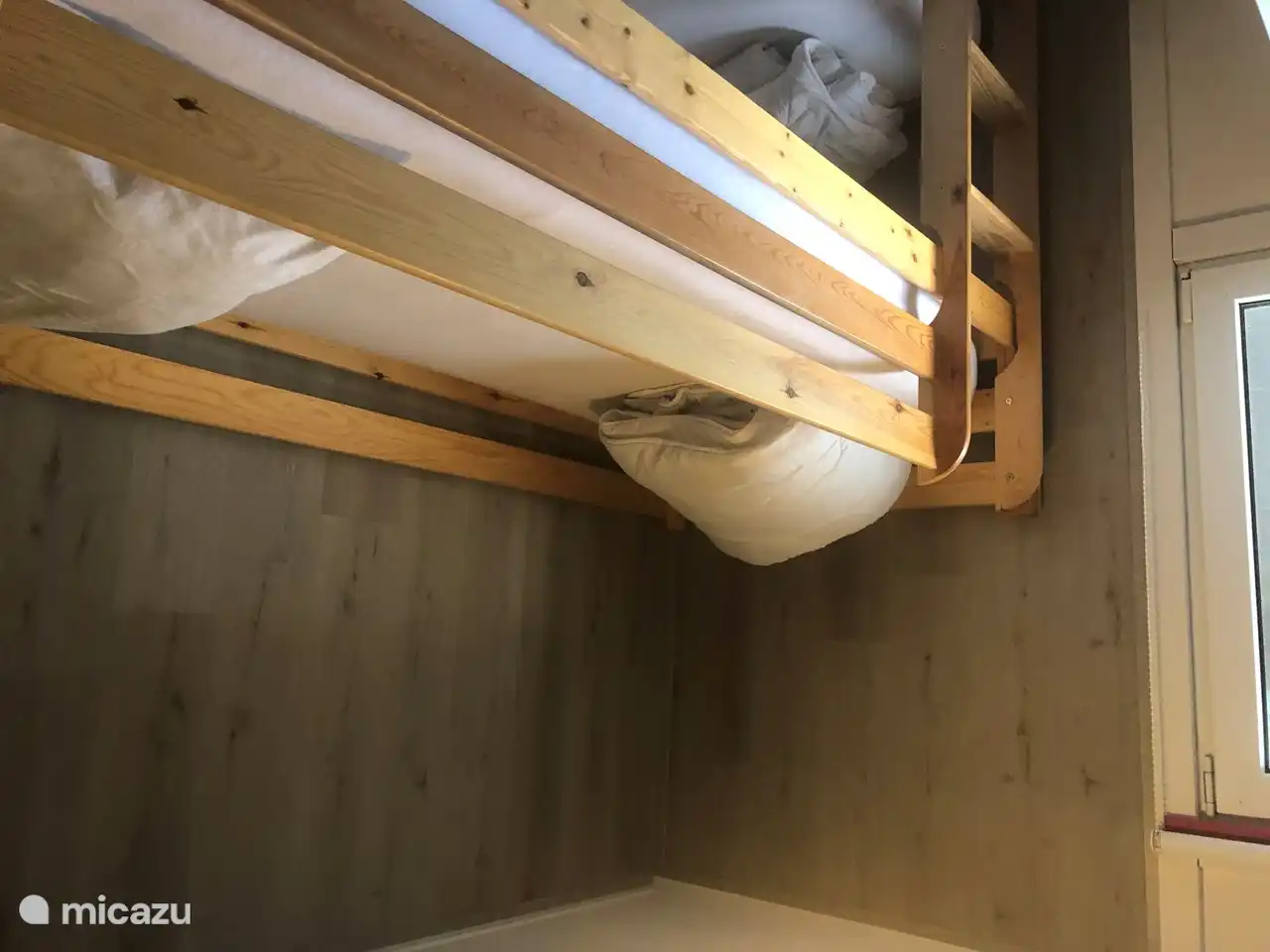 Schlafzimmer mit Etagenbett