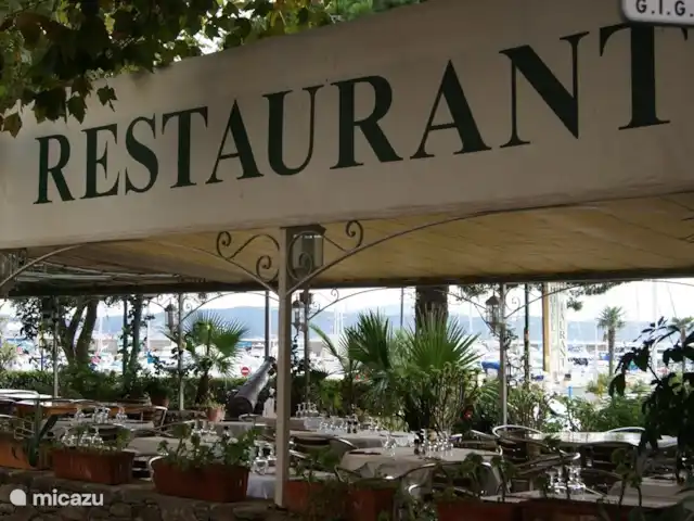 Hameau des Claudins No. 3 Vernet en Francia, Costa Azul, Le Plan-de-la-Tour - casa vacacional Un montón de buenos restaurantes