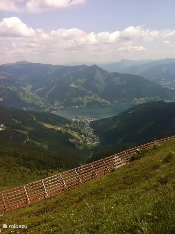A beautiful walk with breathtaking views of the Schmittenhöhe in Zell am See.