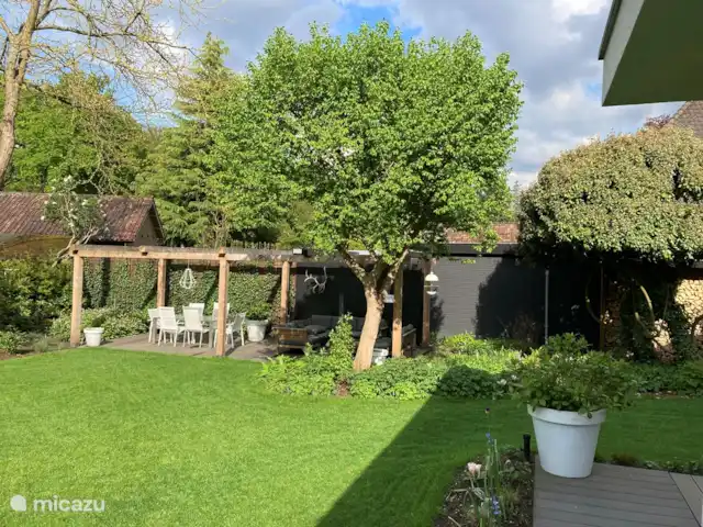 Anna huren in Nederland, Gelderland, Apeldoorn - villa