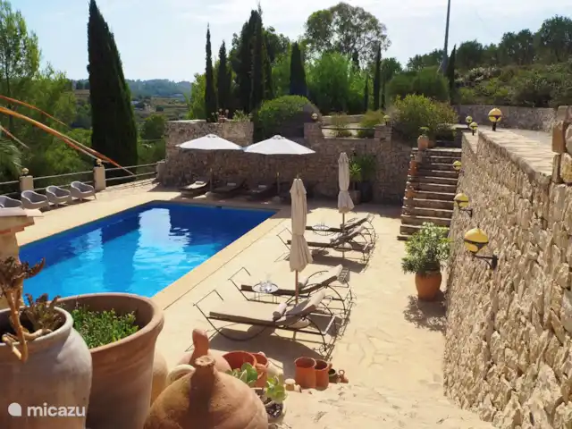 Boutique Finca Jasmin I | Espagne, Costa Blanca, Benissa - finca Vu de la porte d'entrée de la chambre haute.
