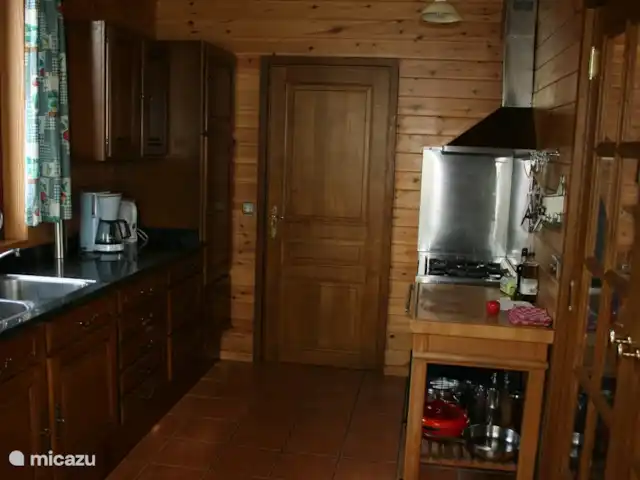 Vakantiehuis Cielle huren in België, Ardennen, La Roche-en-Ardenne - vakantiehuis keuken, met 5 pits fornuis