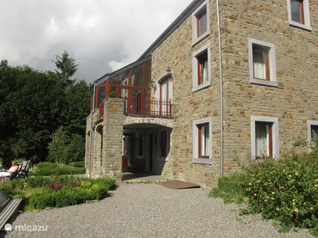 Vakantiehuis Cielle huren in België, Ardennen, La Roche-en-Ardenne - vakantiehuis Terras zowel in de zon als onder afdak