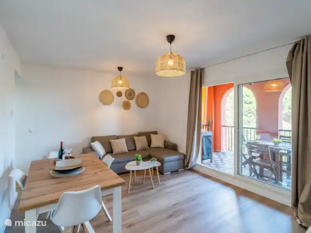 Casa Vela en España, Costa del Sol, Benalmádena - apartamento ¡Hora de comer!