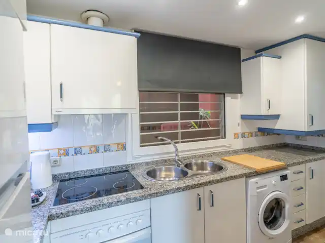 Casa Vela en España, Costa del Sol, Benalmádena - apartamento ¡Cocina equipada con todo lo necesario para unas vacaciones perfectas!