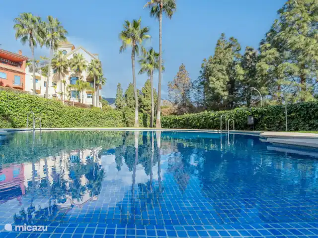 Casa Vela en España, Costa del Sol, Benalmádena - apartamento Zona exterior con piscina.