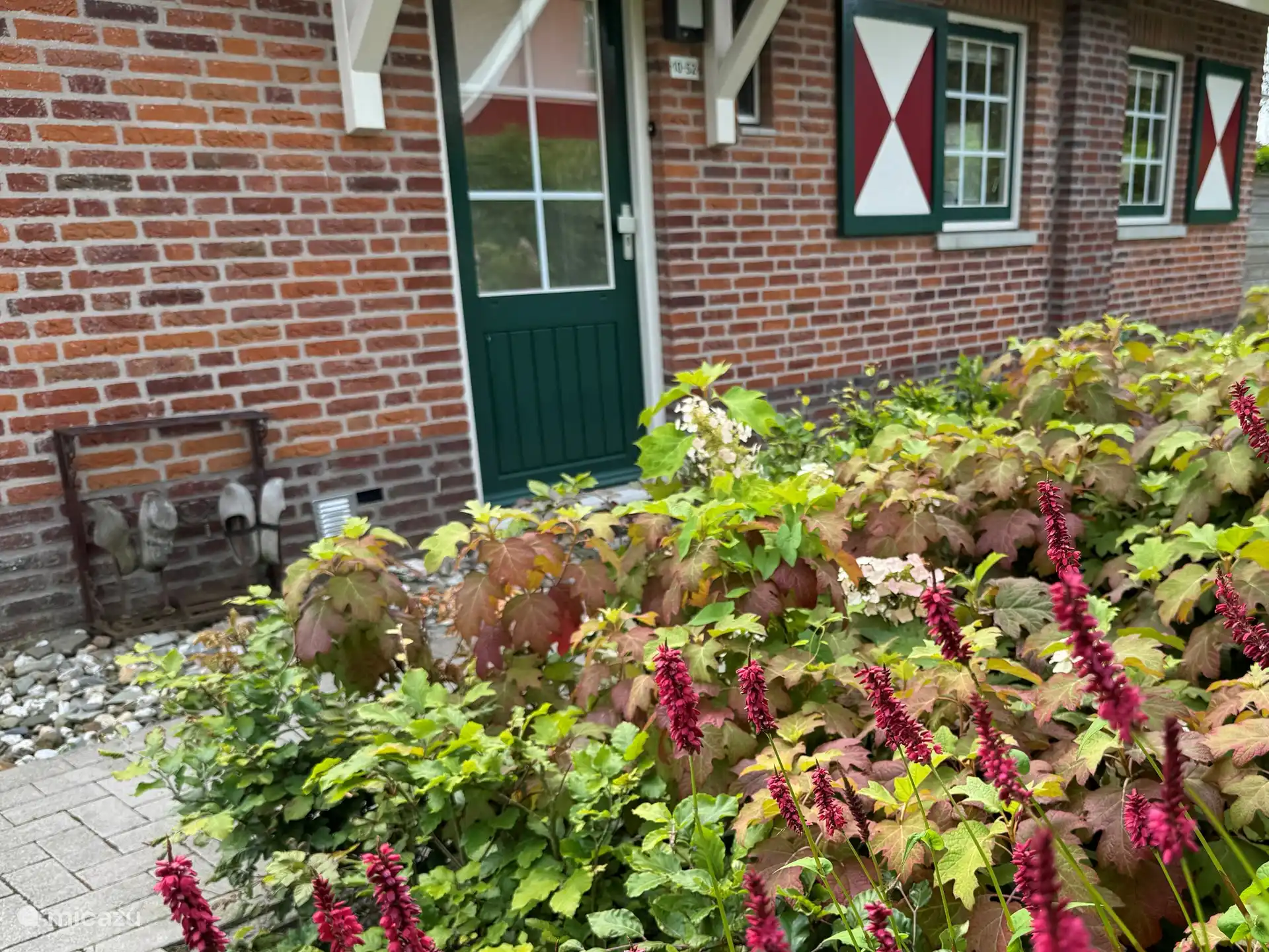 Vista lateral de la casa.