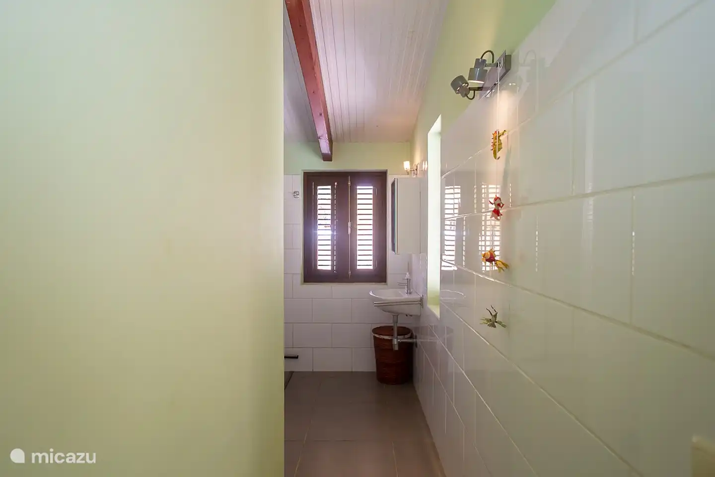 Each bedroom has its own toilet and shower with hot water supply