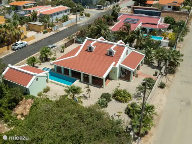 villa huren in Bonaire, Bonaire, Belnem – Cas Bon Majeti Luchtfoto van onze villa Cas Bon Majeti Bonaire, april 2024.