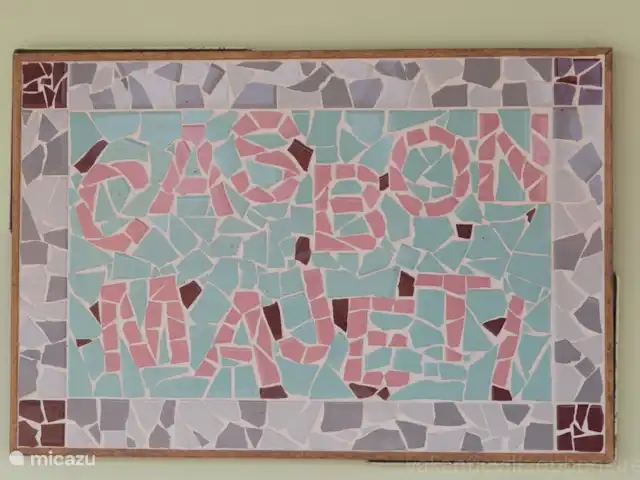 villa huren in Bonaire, Bonaire, Belnem – Cas Bon Majeti De manier waarop de letters van de naam van onze villa zijn opgebouwd, zegt veel over de manier van bouw. Klopt u maar eens op de muren.