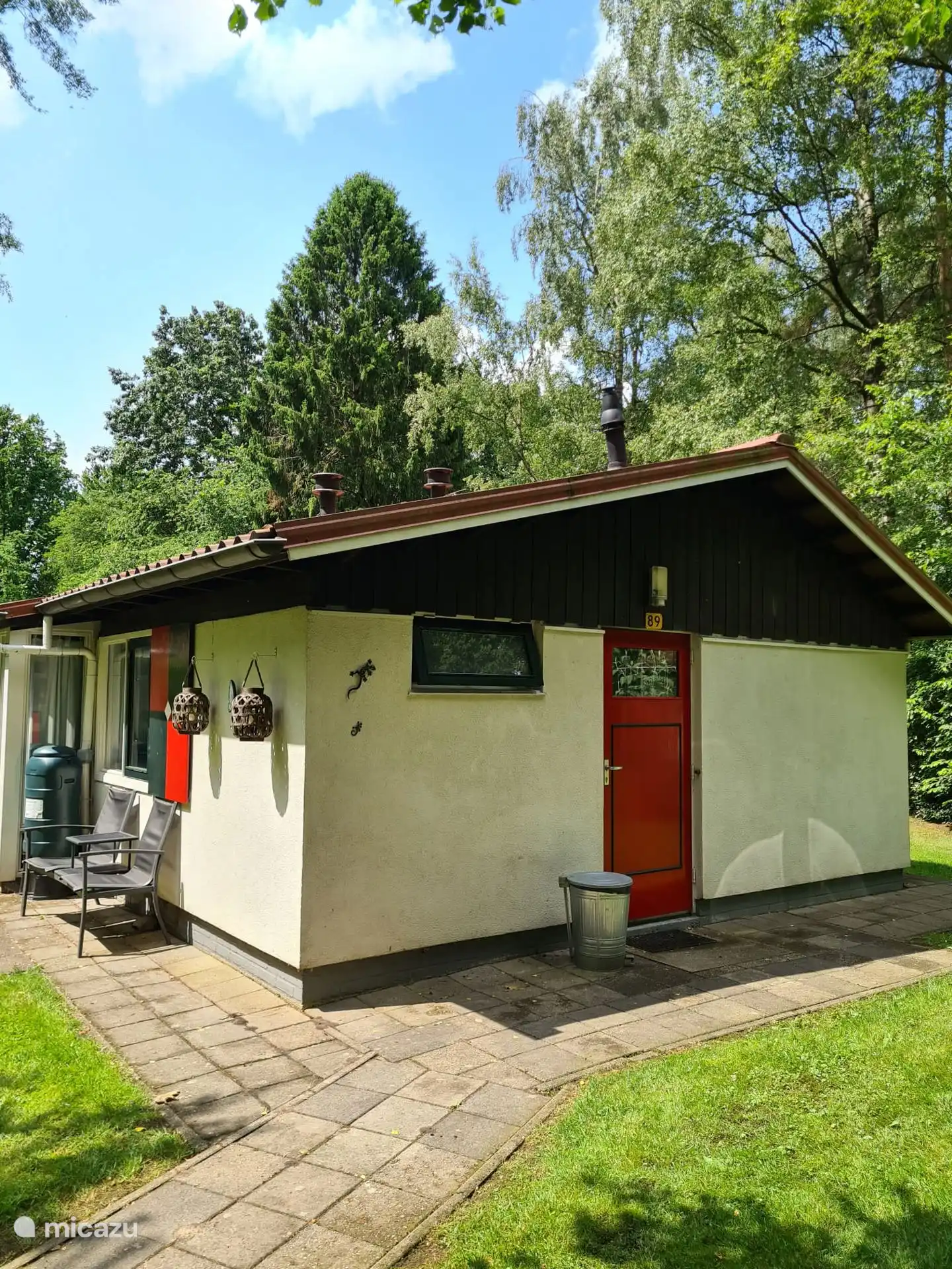 Bungalow porte d’entrée