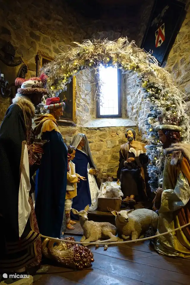 The nativity scene in the chapel of Reinhardstein and with a bit of luck you will hear a Dutch fairy tale