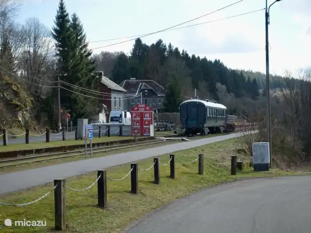 Osterglocken, maison de vacances Eifel | Belgique, Ardennes, Butgenbach - maison de vacances Près de la maison à distance de marche, les Railbikes ou Draisines, pédalant de Küchelscheid à Sourbrodt, puis une gaufre liégeoise dans le vieux wagon