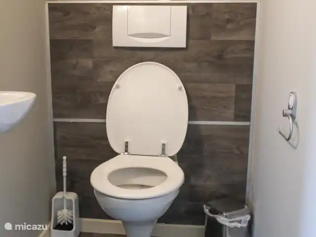 La hacienda en Bélgica, Ardenas, Büllingen - casa de campo baño