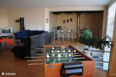 living met bar verblijf 18 personen