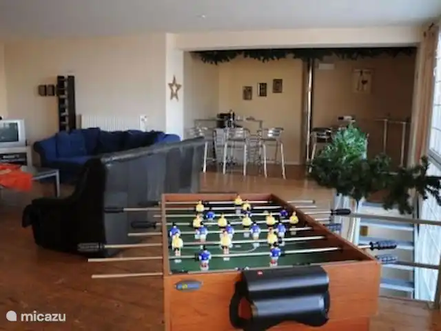 La hacienda en Bélgica, Ardenas, Büllingen - casa de campo salón con barra estancia 18 personas