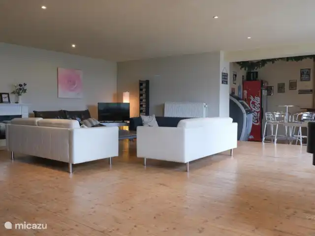 La hacienda en Bélgica, Ardenas, Büllingen - casa de campo viviendo